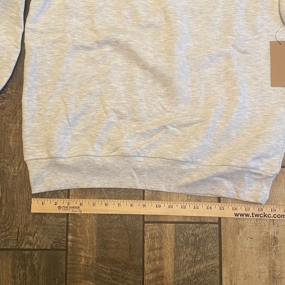 🆕 Organic generation feeling lucky sweatshirt junior size large - Picture 8 of 10